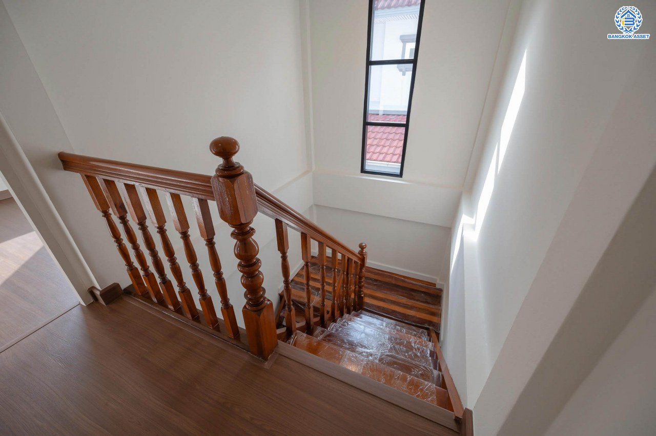 บ้านมือสองตกแต่งใหม่ โครงการ มณียา3 รัตนาธิเบศร์-ท่าอิฐ แบรนด์ Property Perfect หลังใหญ่ เนื้อที่ 61.3 ตร.ว. ฟังก์ชันครบ 3 ห้องนอน 2 ห้องน้ำ 1 ห้องอเนกประสงค์ 3 ที่จอดรถ บนทำเลเชื่อมต่อถนนรัตนาธิเบศร์ และถนนราชพฤกษ์ ใจกลาง 2 เซ็นทรัลฯ ใกล้ MRT "สถานีบางรักน้อยท่าอิฐ" และทางด่วน "งามวงศ์วาน"